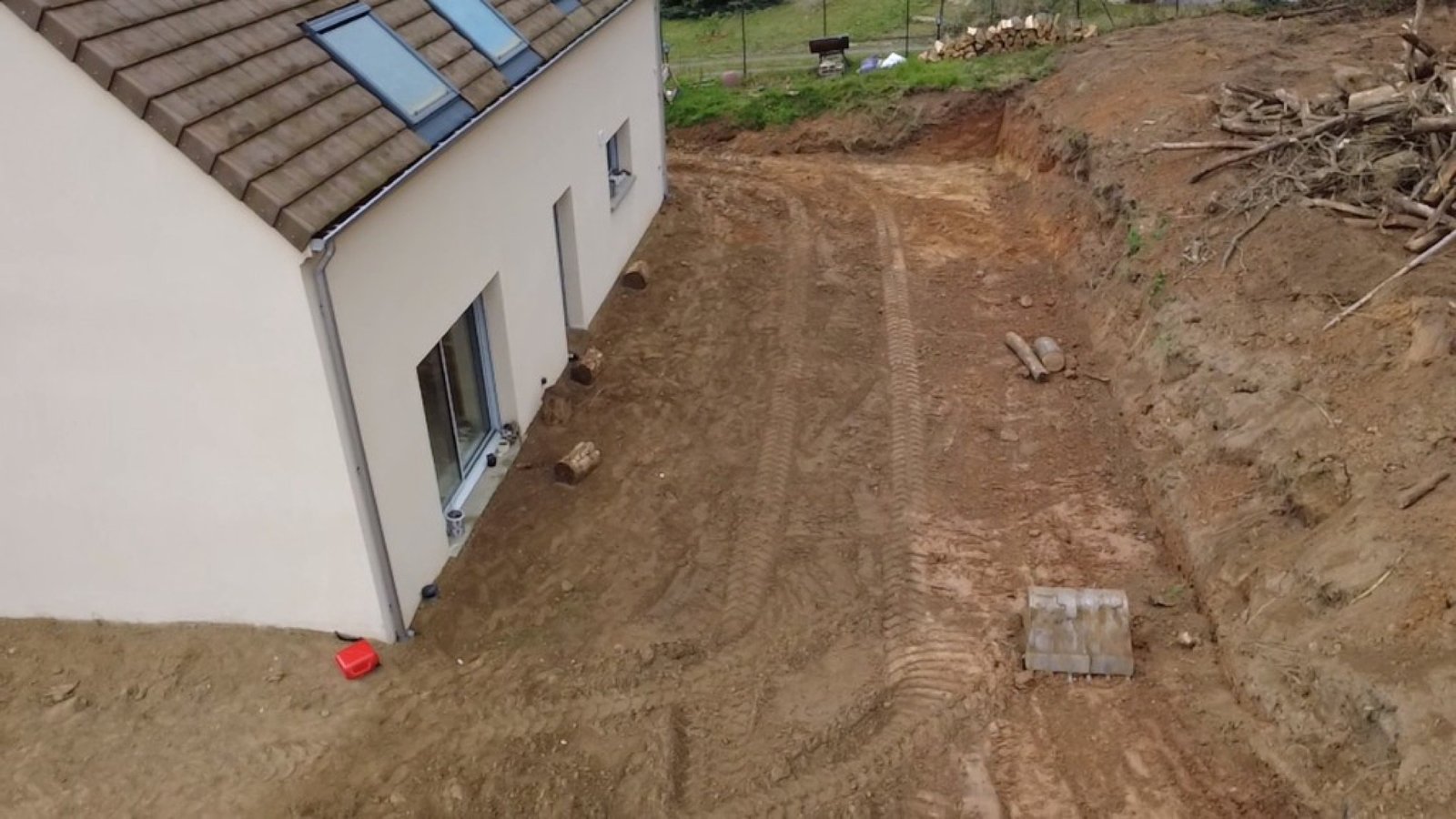 Travaux terrassement et préparation de terrain par MJT BAT